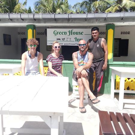 Green House Inn Trincomalee Ngoại thất bức ảnh